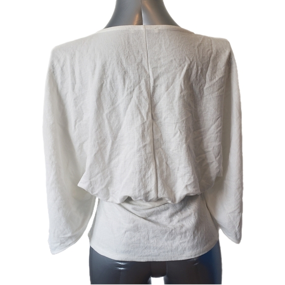 ZARA White Button-Up Blouse โ Size S - Picture 2 of 5